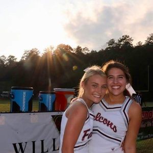 Meet your Posher, Caroline